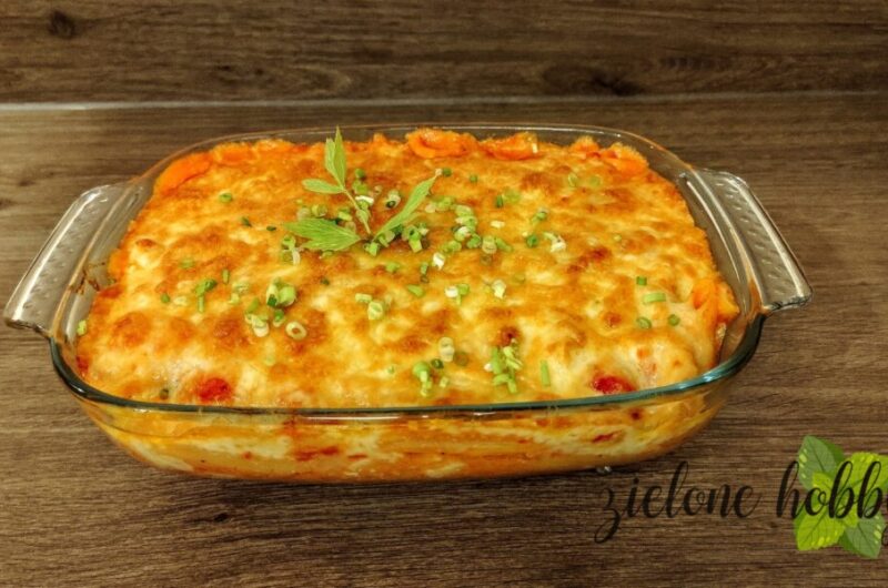 Zapiekany kurczak z makaronem