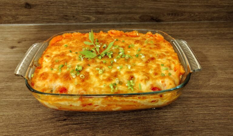 Zapiekany kurczak z makaronem