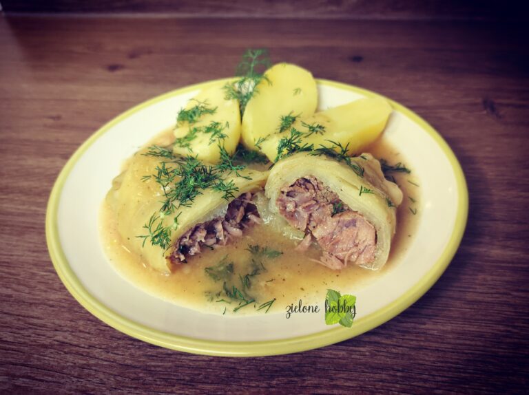 Jagnięcina duszona w kapuście