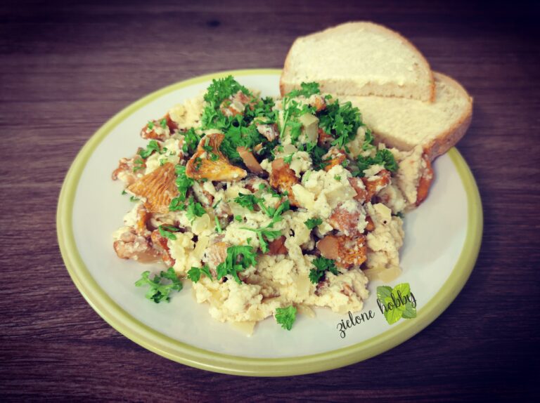 Jajecznica z kurkami